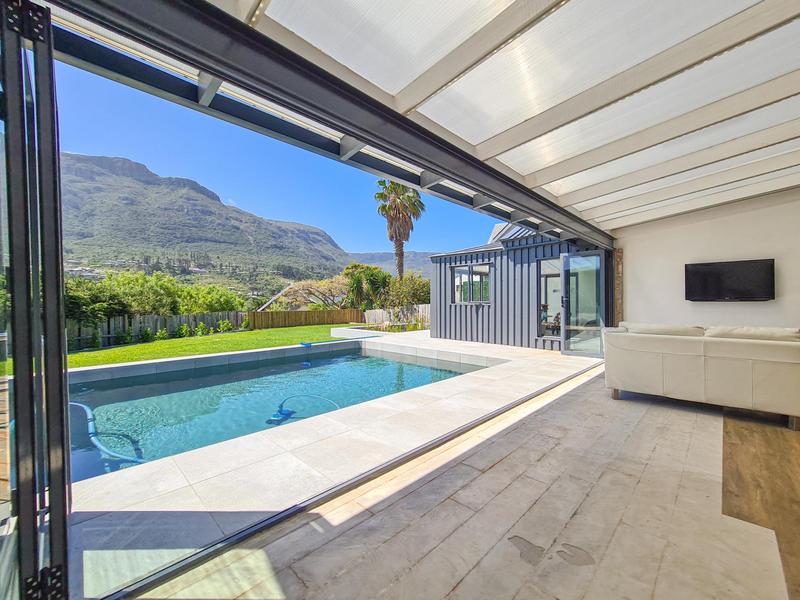 5 Bedroom Property for Sale in Hout Bay Western Cape